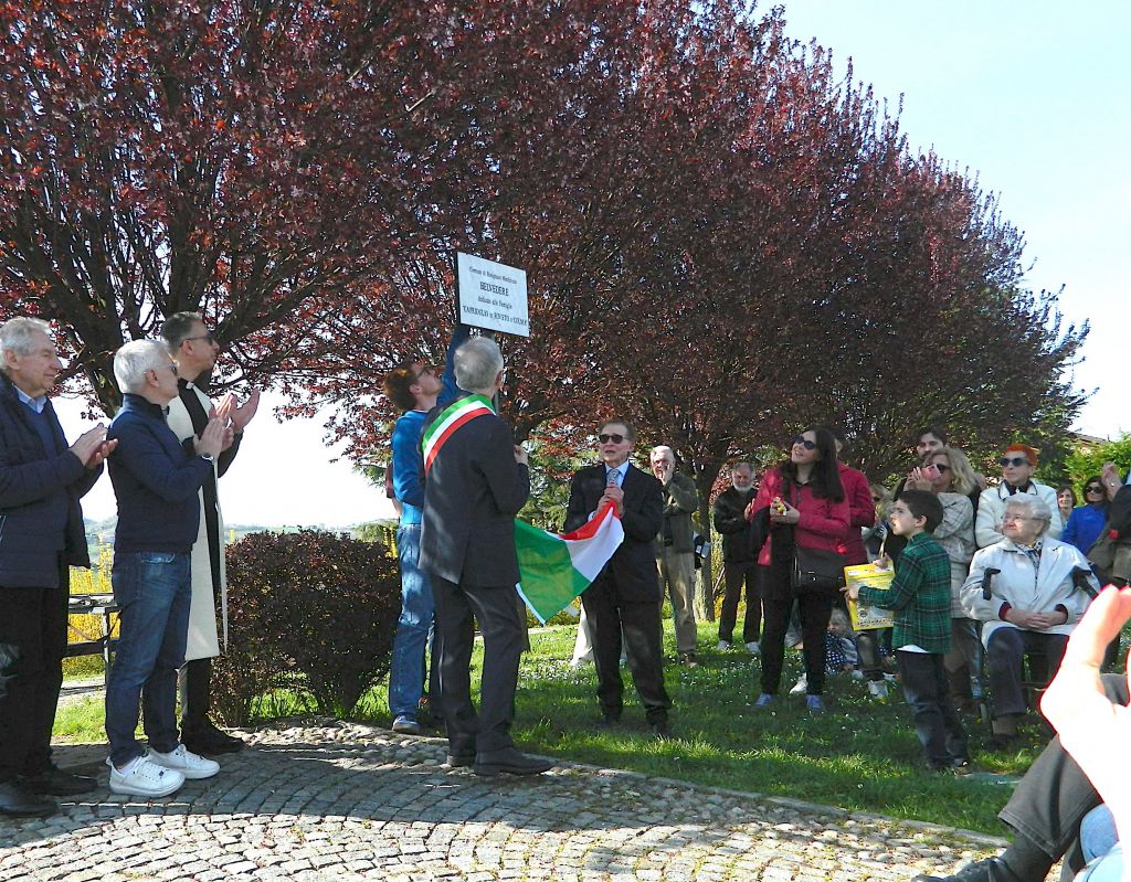 Belvedere Caprioglio, la dedica